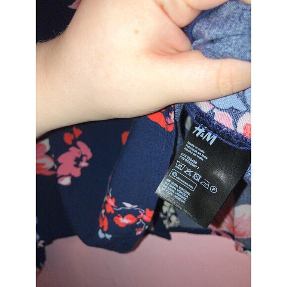 H&M navy blue floral boho blouse size 14 - Picture 6 of 7